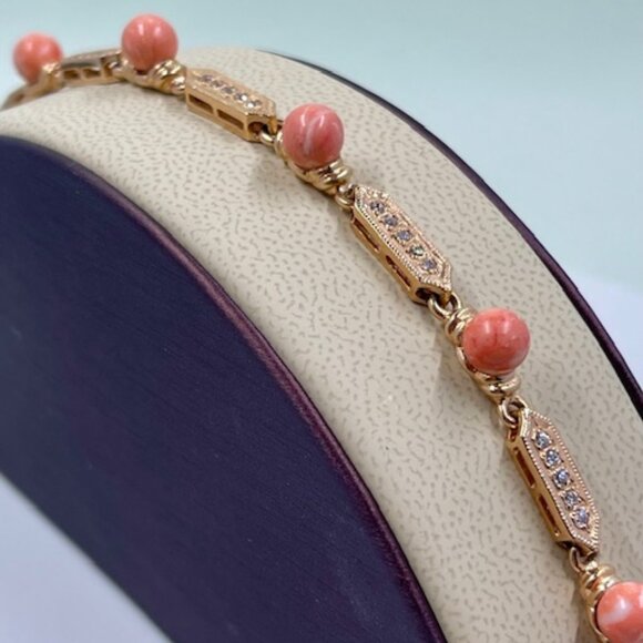 Coral bracelet in 14k rose gold